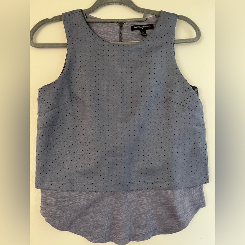 Banana Republic xs top stylish and casual